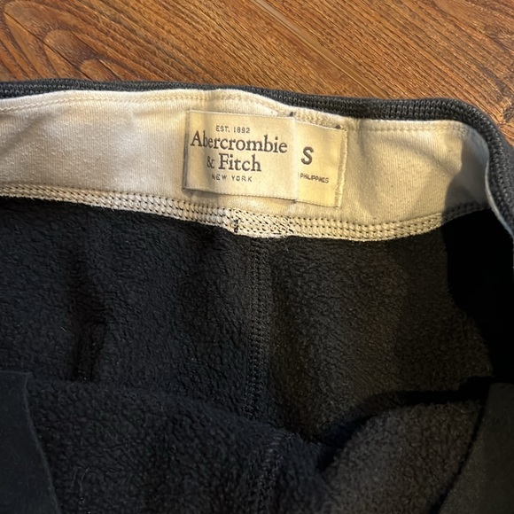 Men’s sweatshirt shorts - Picture 3 of 4